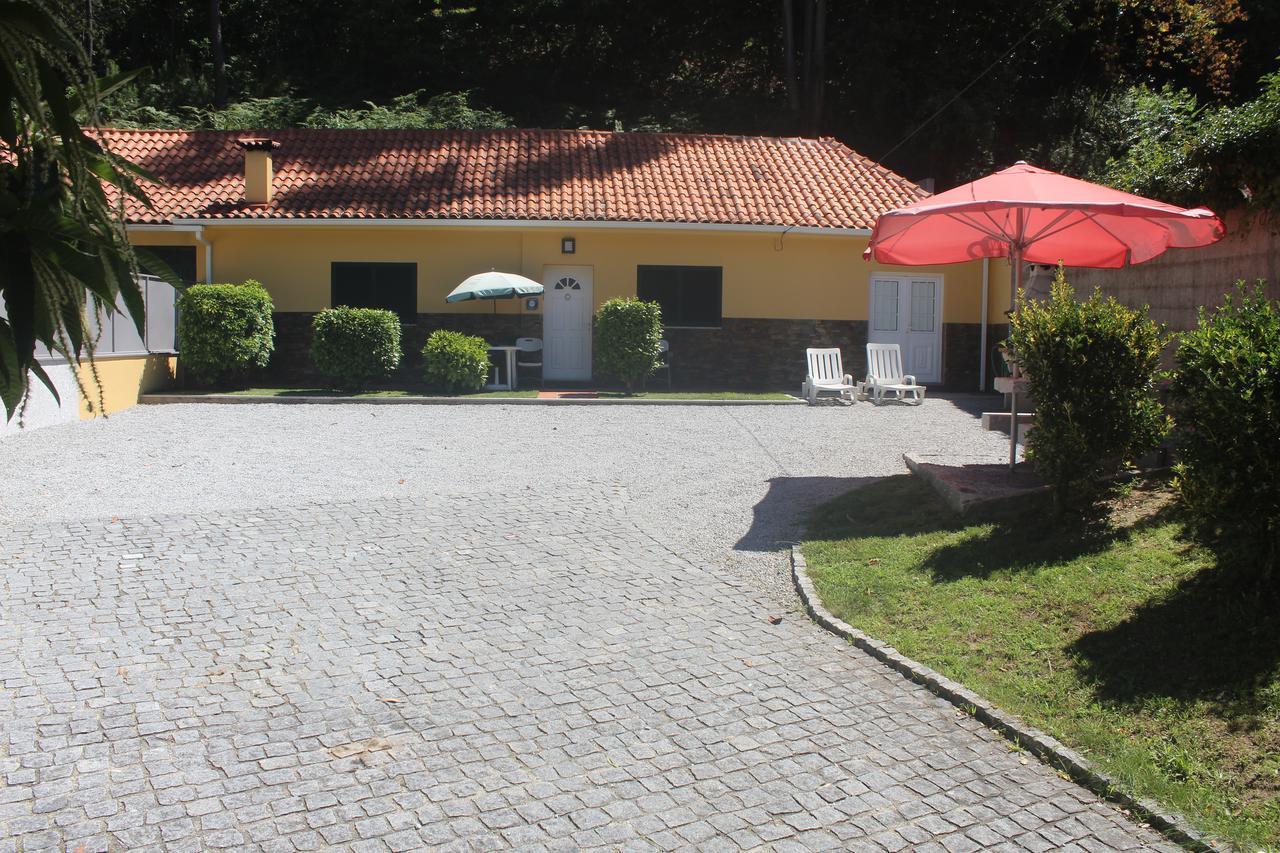 Casinha dos Cubos Gerês Exterior foto